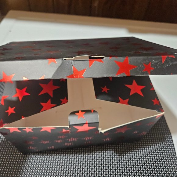 Brand New Jewellery Gift Box From Macy's Brown Gold Perfect Condition - Picture 12 of 13